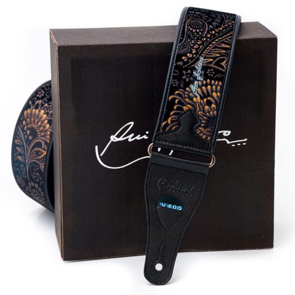 Rightons-Straps-Rui-Veloso-02-scaled Rightons-Straps-Rui-Veloso-02-scaled